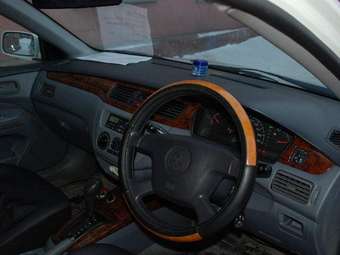 2001 Mitsubishi Lancer Cedia Pictures