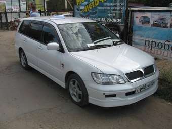 2001 Mitsubishi Lancer Cedia Images