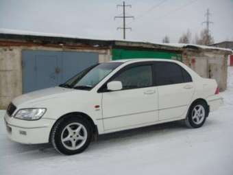 2001 Mitsubishi Lancer Cedia Pics