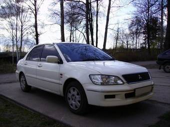 2001 Mitsubishi Lancer Cedia Images