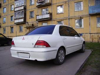2001 Mitsubishi Lancer Cedia Pictures