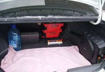2001 Mitsubishi Lancer Cedia Pictures