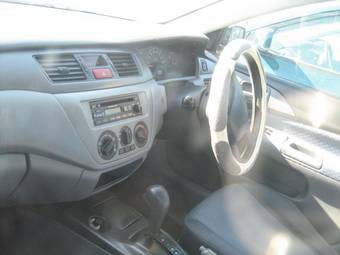 2001 Mitsubishi Lancer Cedia Photos