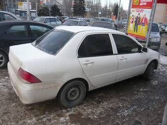2001 Mitsubishi Lancer Cedia Pictures