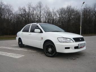 2001 Mitsubishi Lancer Cedia Photos