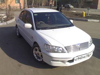 2001 Mitsubishi Lancer Cedia Pictures