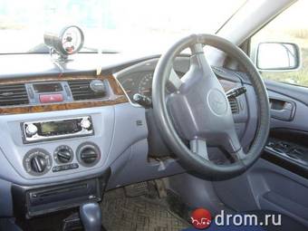 2001 Mitsubishi Lancer Cedia Pictures