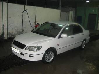 2001 Mitsubishi Lancer Cedia Pictures