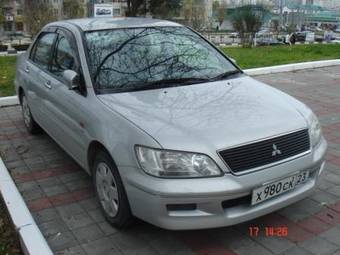 2001 Mitsubishi Lancer Cedia Pictures