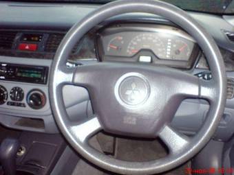 2001 Mitsubishi Lancer Cedia Photos