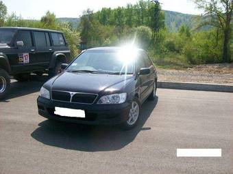 2001 Mitsubishi Lancer Cedia Pics