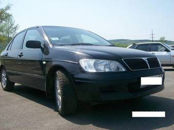2001 Mitsubishi Lancer Cedia Pictures