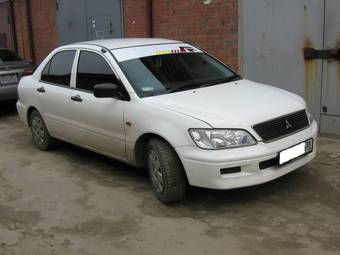 2001 Mitsubishi Lancer Cedia Photos