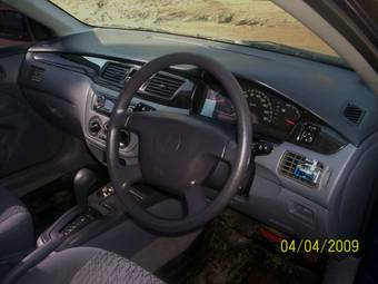 2001 Mitsubishi Lancer Cedia Pictures