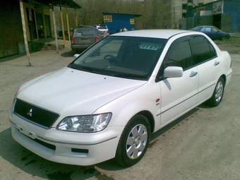 2001 Mitsubishi Lancer Cedia Pictures