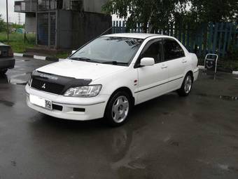 2001 Mitsubishi Lancer Cedia Pictures