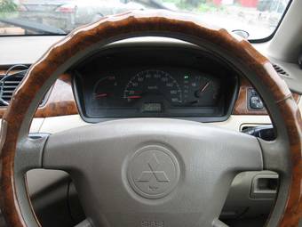 2001 Mitsubishi Lancer Cedia Pictures
