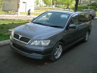 2001 Mitsubishi Lancer Cedia Photos