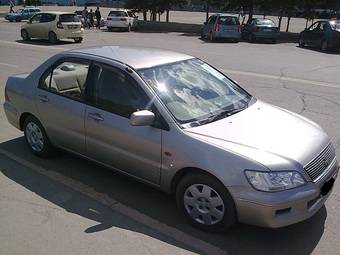 2001 Mitsubishi Lancer Cedia Photos
