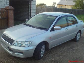 2001 Mitsubishi Lancer Cedia Photos