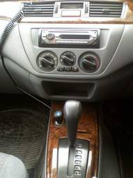 2001 Mitsubishi Lancer Cedia Photos