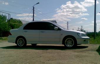 2001 Mitsubishi Lancer Cedia Photos