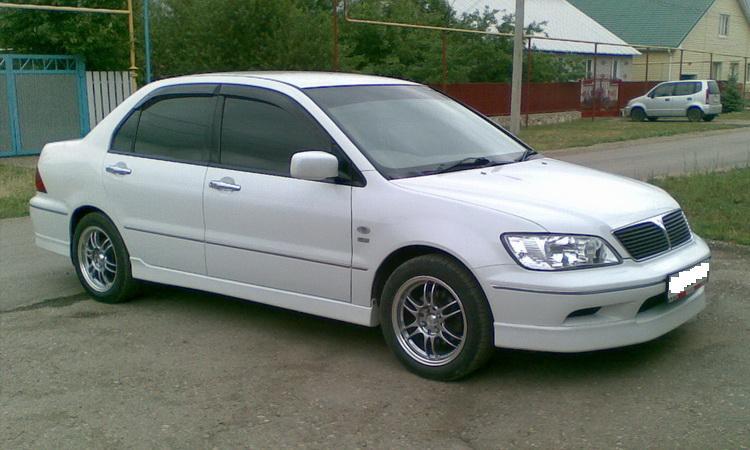 Lancer cedia купить. Mitsubishi Lancer Cedia 2001. Lancer Cedia 2001. Мицубиси Лансер Седиа 2001. Мицубиси Цедиа 2001.