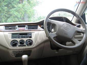 2001 Mitsubishi Lancer Cedia Photos