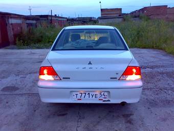 2001 Mitsubishi Lancer Cedia Wallpapers