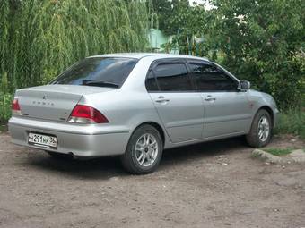 2001 Mitsubishi Lancer Cedia Photos