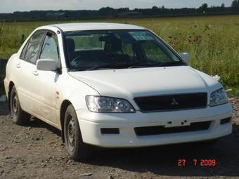 2001 Mitsubishi Lancer Cedia Pics