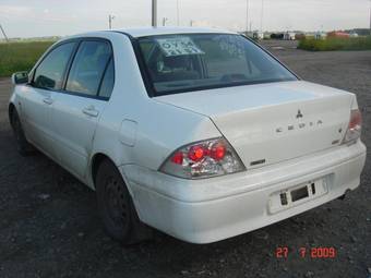 2001 Mitsubishi Lancer Cedia Photos