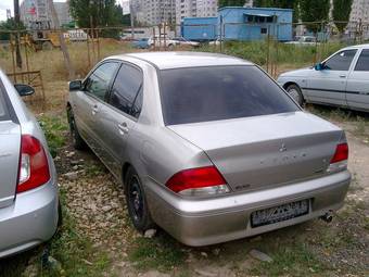2001 Mitsubishi Lancer Cedia Pics