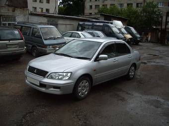 2001 Mitsubishi Lancer Cedia Photos
