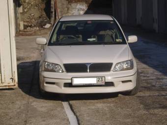 2001 Mitsubishi Lancer Cedia Photos