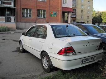 2001 Mitsubishi Lancer Cedia Pictures