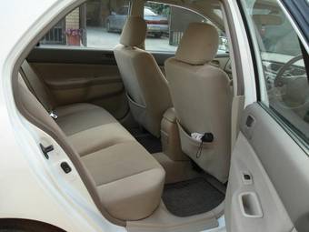 2001 Mitsubishi Lancer Cedia Photos