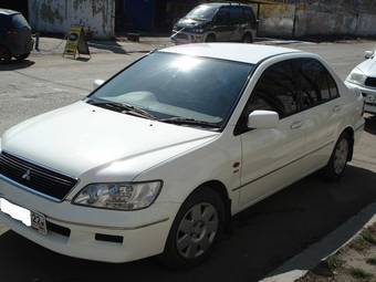 2001 Mitsubishi Lancer Cedia Pictures