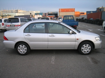 2002 Mitsubishi Lancer Cedia