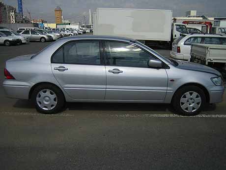 2002 Mitsubishi Lancer Cedia