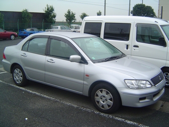 2002 Mitsubishi Lancer Cedia