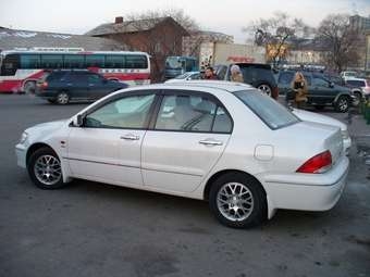 2002 Mitsubishi Lancer Cedia