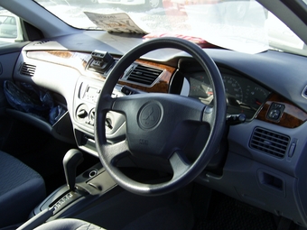 Lancer Cedia