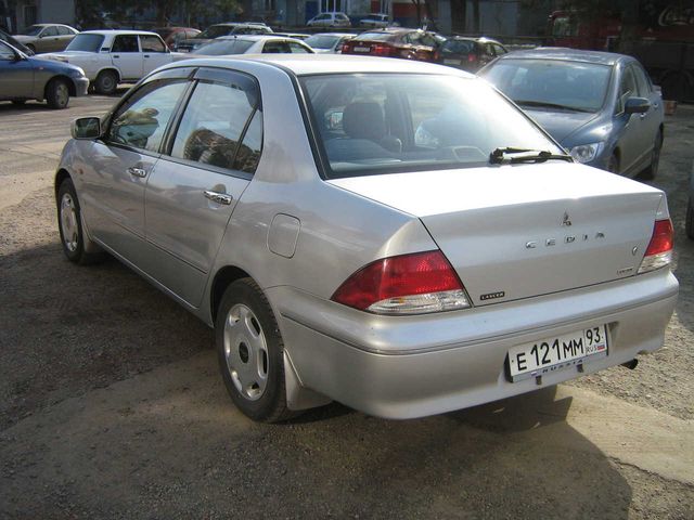 2002 Mitsubishi Lancer Cedia