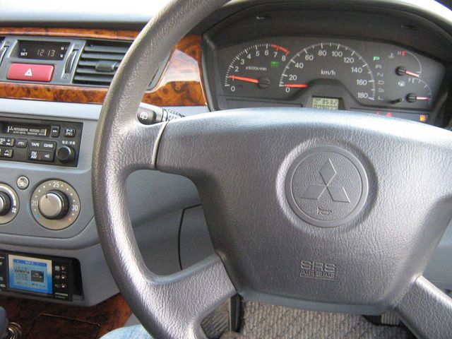 2002 Mitsubishi Lancer Cedia