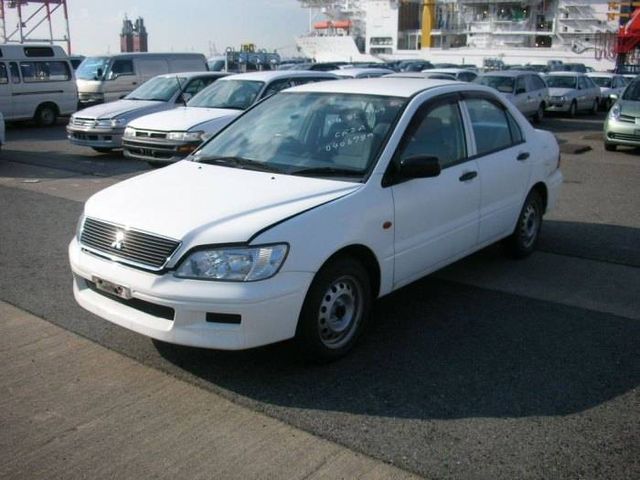 2002 Mitsubishi Lancer Cedia