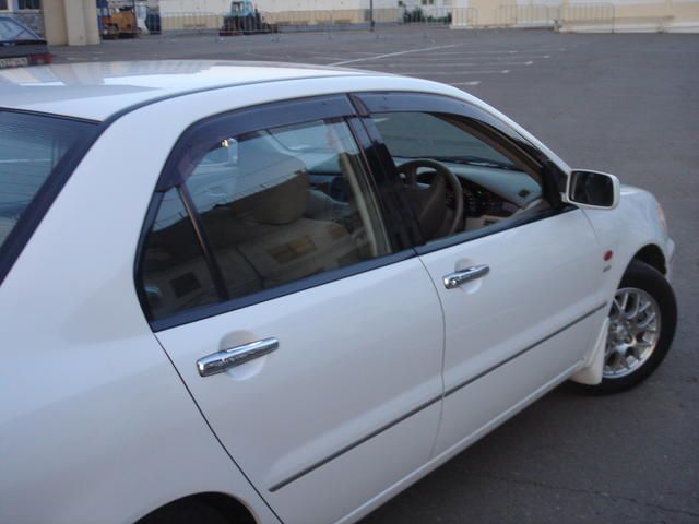 2002 Mitsubishi Lancer Cedia