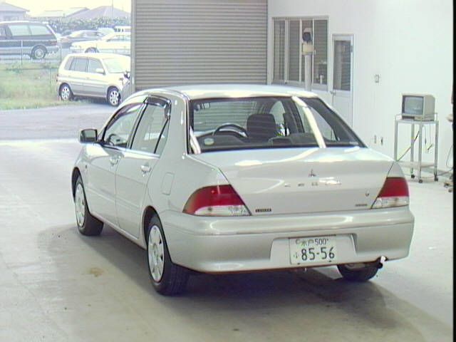 2002 Mitsubishi Lancer Cedia