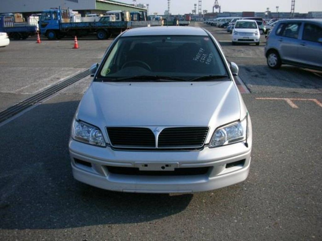 2002 Mitsubishi Lancer Cedia