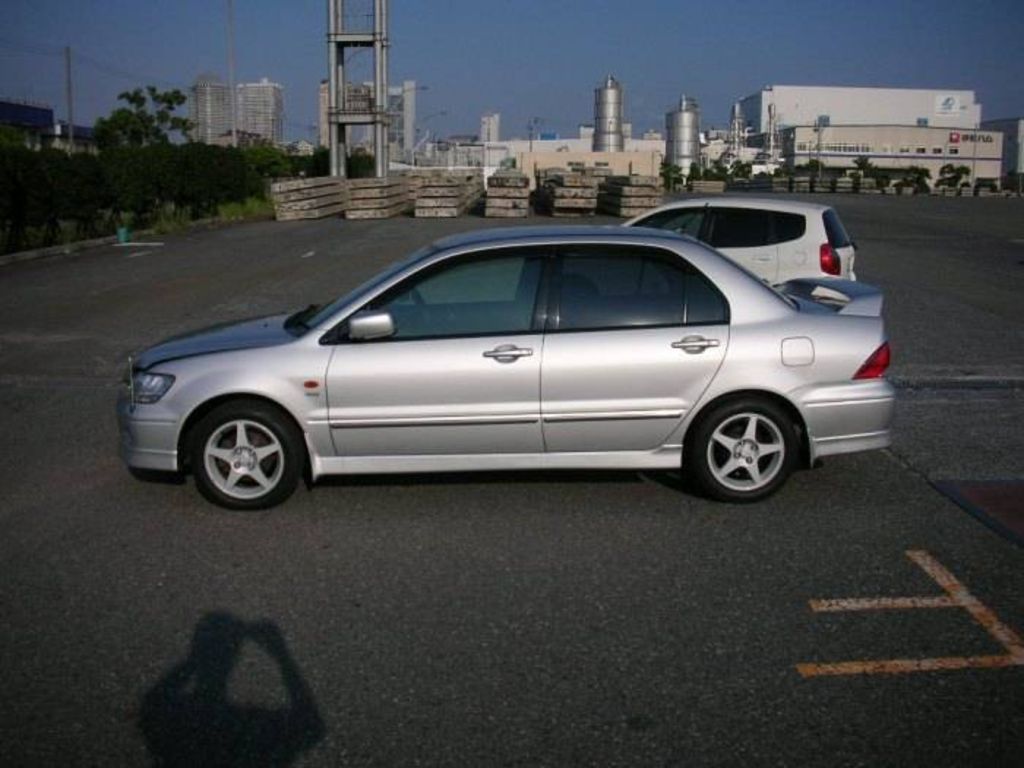 2002 Mitsubishi Lancer Cedia